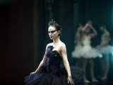 Crni labud uz baletski nastup