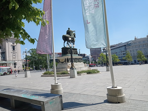 Doček na Trgu republike, vatromet na Kuli Beograd