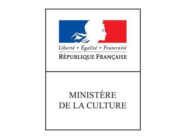 Francuska steže kaiš i u kulturi