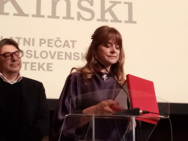 Nastasja Kinski: Verujmo u ljude, mir nam je svima potreban